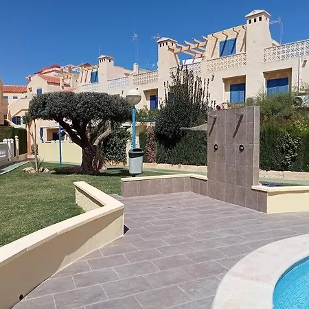 Apartamento En Los Nietos Con Piscina Comunitaria. Exterior photo